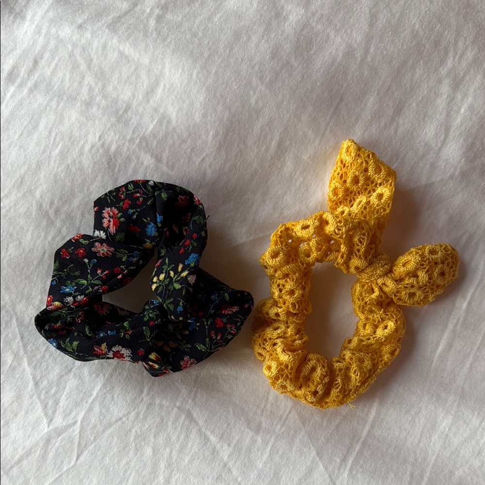 Floral and Lace Hair Scrunchies Set